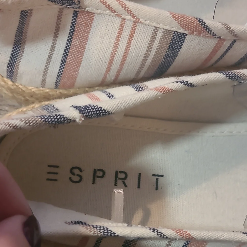 Esprit Nadine Striped Size 9 Espadrilles Flat Casual Shoes Neutrals